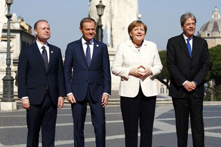 Thủ tướng Malta Joseph Muscat, Chủ tịch Hội đồng châu Âu Donald Tusk, Thủ tướng Đức Angela Merkel và Thủ tướng Italy Paolo Gentiloni.